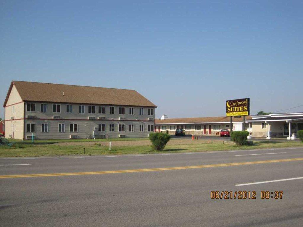 Driftwood Motel Niagara Falls Buitenkant foto